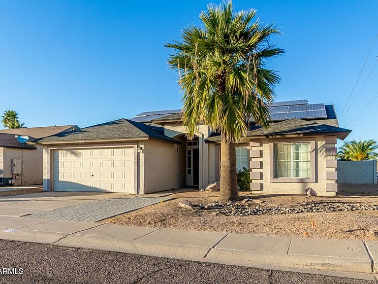 1298 E Brenda Dr photo 3