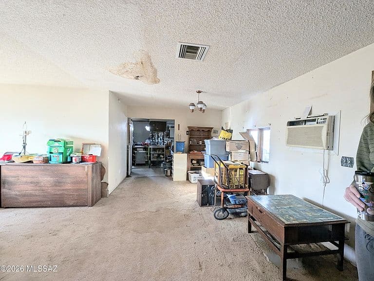 590 N San Pedro St photo 5