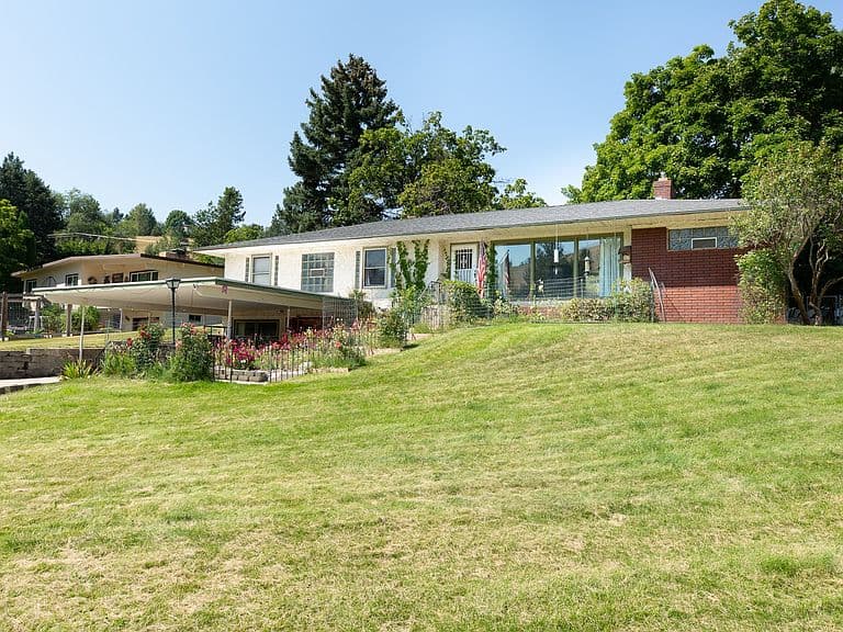 101 Takima Dr photo 3
