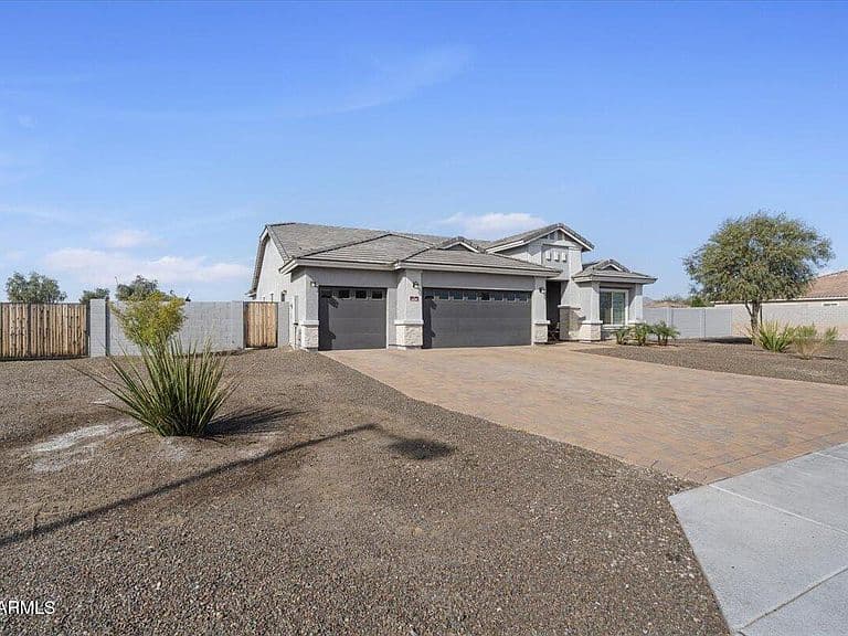 2438 S 218Th Drive photo 2