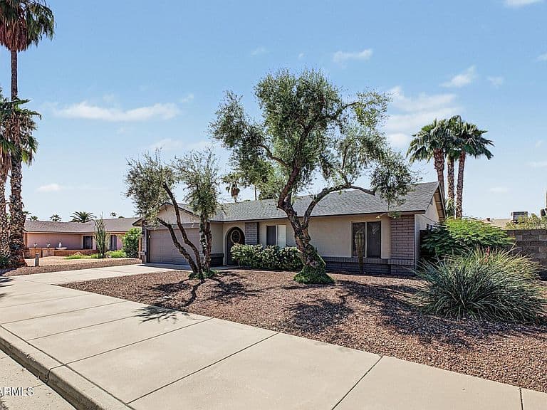 14812 N 60TH Street photo 2