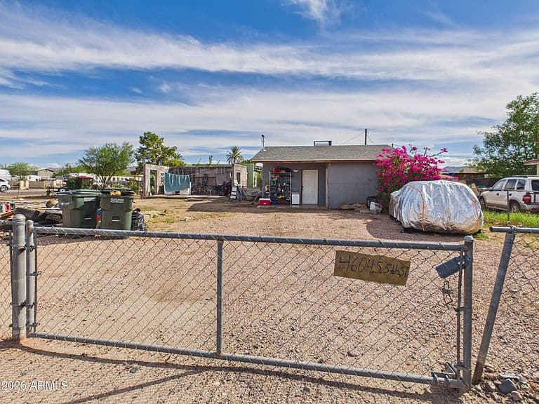 4604 S 5TH Street photo 2