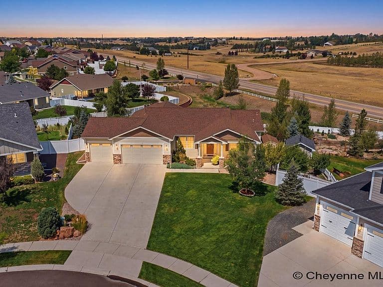 1428 Marie Ln photo 1