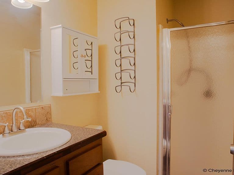1015 Hacienda Ct photo 4