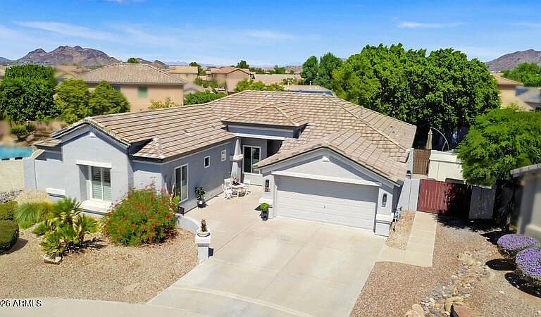 25432 N 72ND Drive photo 1