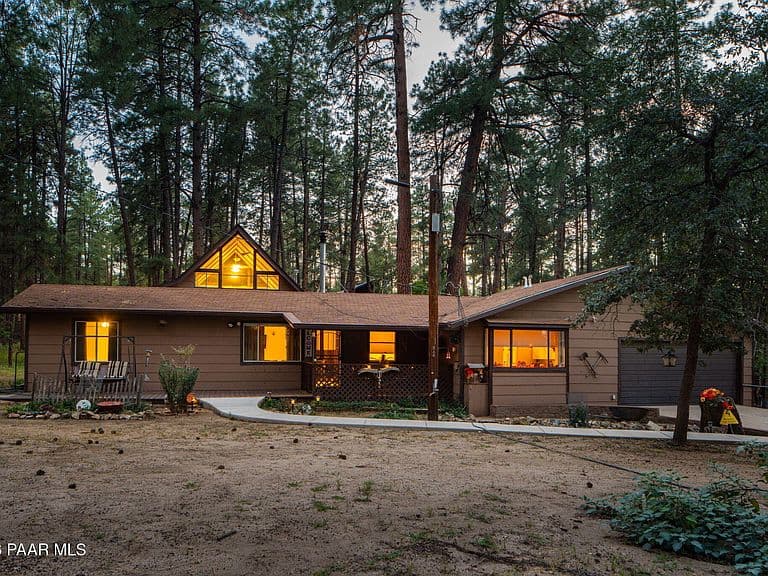 1525 E Oriole Pl photo 1