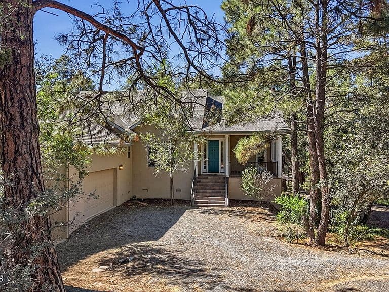 2430 N Terry Ln photo 1