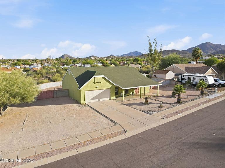 2801 W Calle Gardenias photo 3