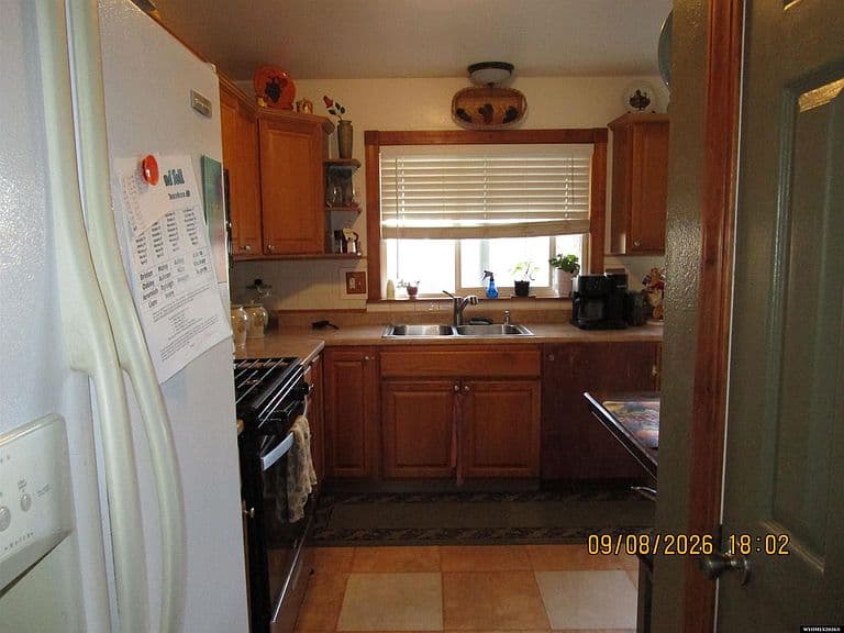 1800 Iowa Cir photo 5