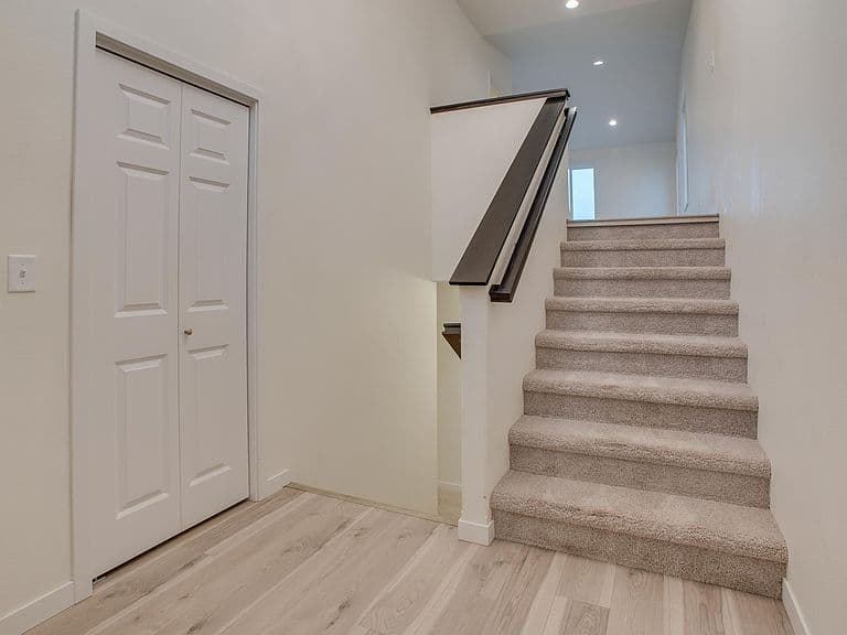 7015 Benji Ln photo 2