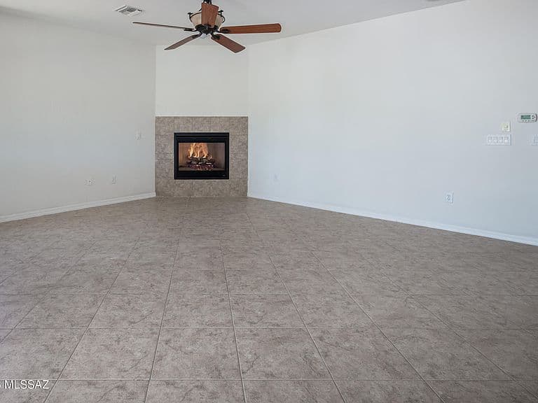 379 E Honey Bee Preserve Way photo 5