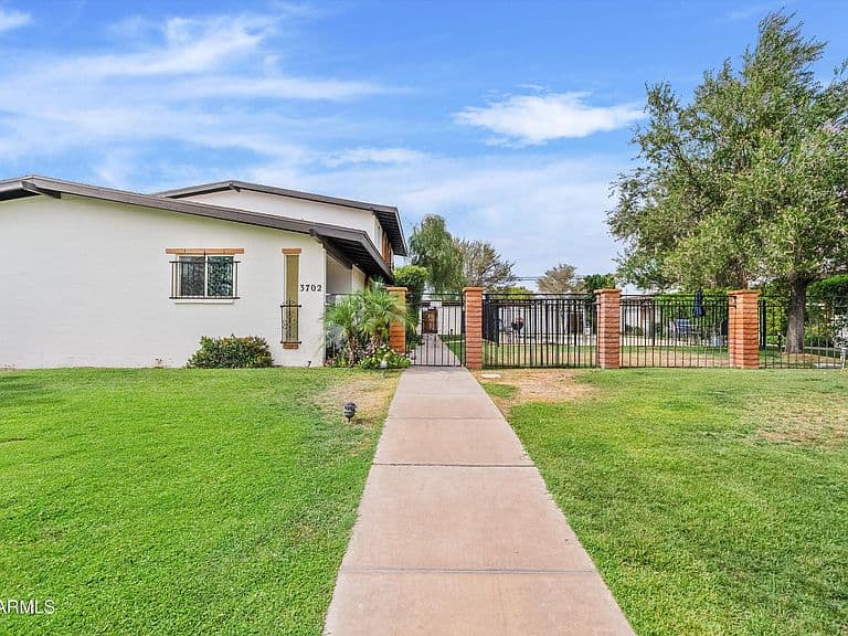 3702 E MONTEROSA Street #2 photo 5