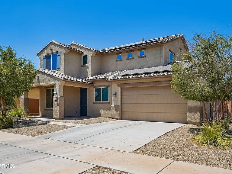 18248 W FOOTHILL Drive photo 2
