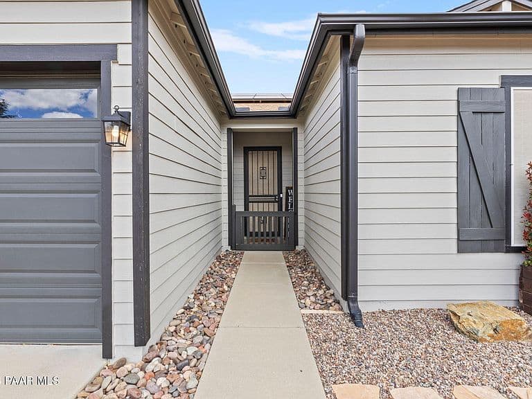 7135 N Windy Walk Way photo 3