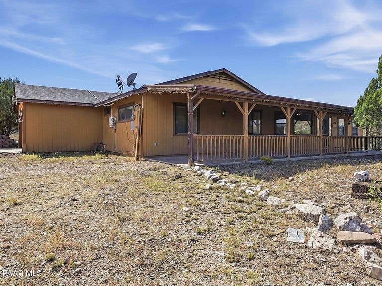 2230 N Smoki Trl photo 3