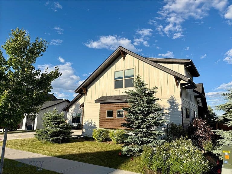 1410 Ryun Sun Way photo 3