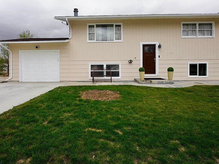 540 S Forest Dr photo 1