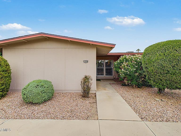 13359 W DESERT GLEN Drive photo 1