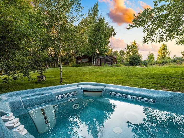 111 N Aspen Dr photo 5