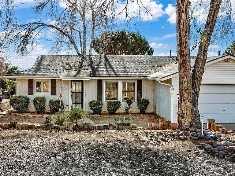 10833 E Oxbow Dr photo 1