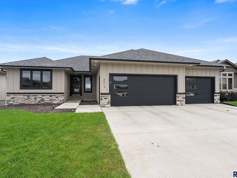 3513 E Sage Grass St photo 1
