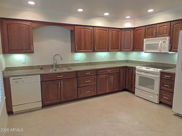12166 S SHOSHONI Drive photo 5