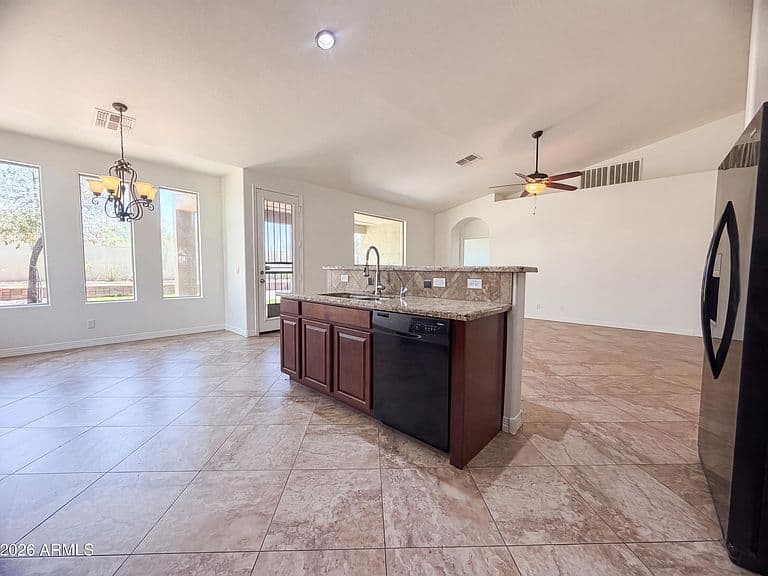 11309 E SABLE Avenue photo 4