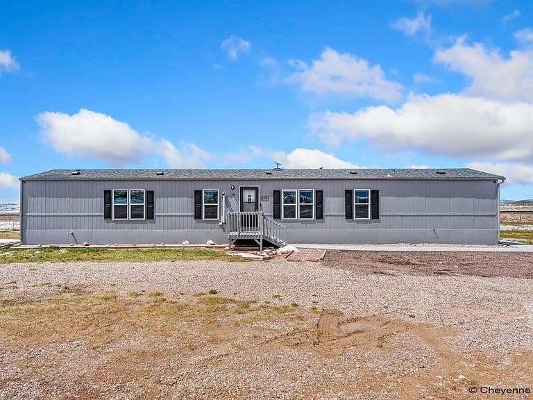 1884 Road 109 photo 1