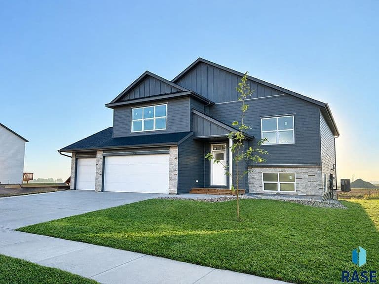 2720 S Copper Creek Ave photo 1