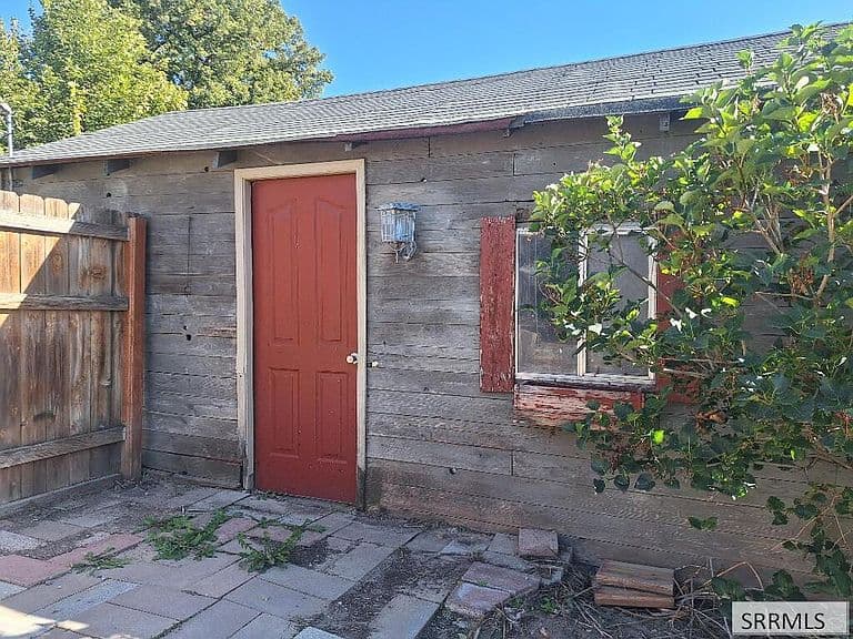 823 Randolph Ave photo 4