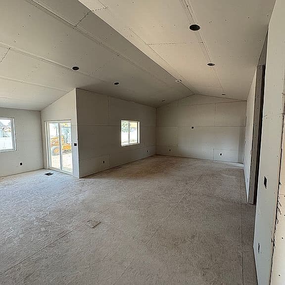 1502 Tverdy Ln photo 3