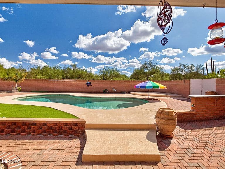 6018 W Bridle Way photo 3