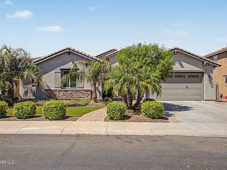 2442 E PLUM Street photo 1