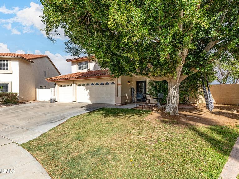 5702 W Windrose Dr photo 4