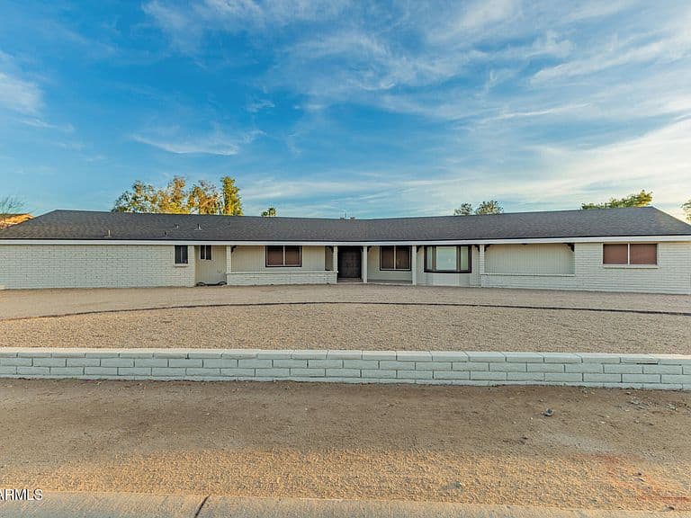7143 W UNION HILLS Drive photo 2
