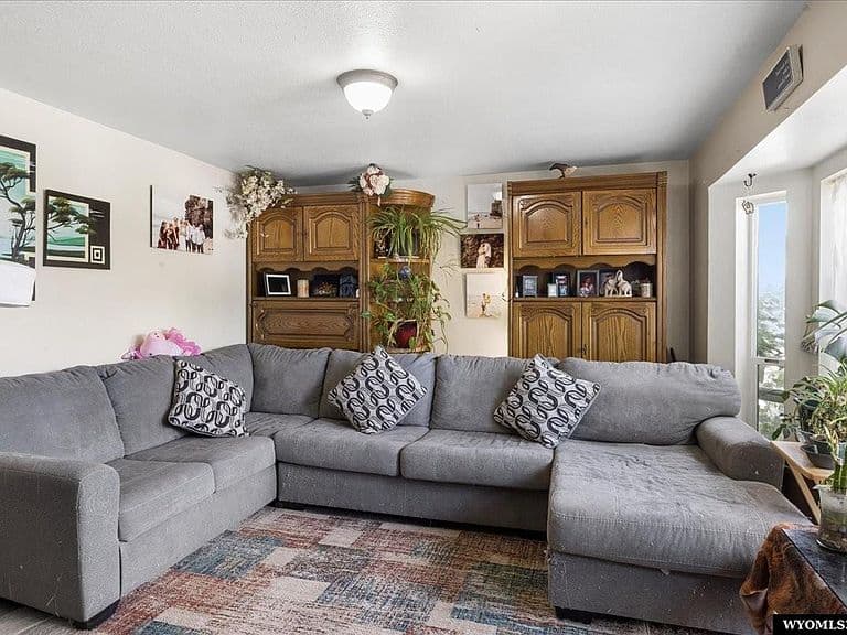 113 Arapahoe Cir photo 5
