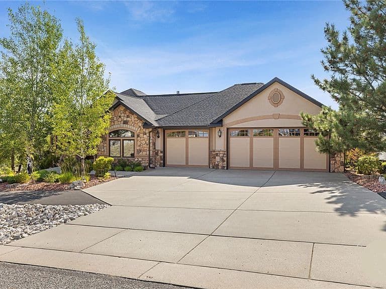 4485 Iron Horse Trl photo 1