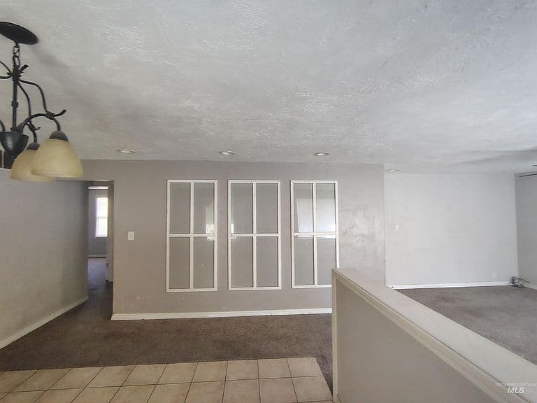 61 Cherry St photo 5