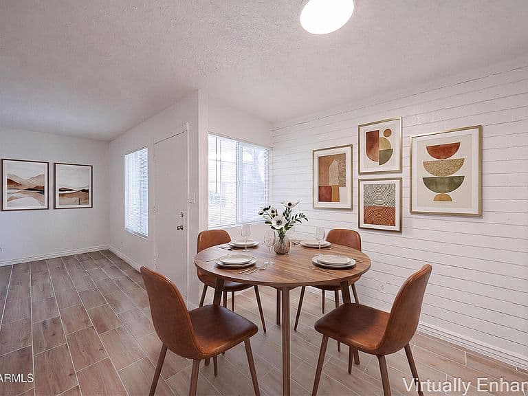 1622 E Campbell Avenue #J photo 2
