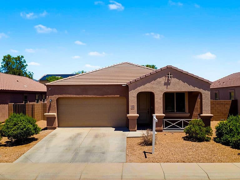 23844 W PARKWAY Drive photo 2
