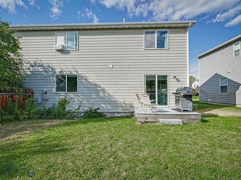 3602 Laredo Dr photo 2