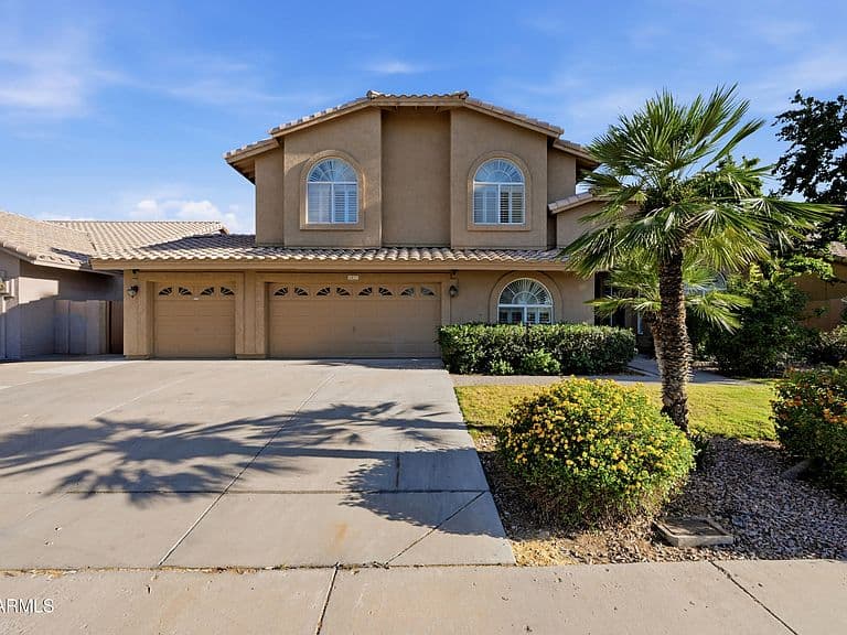 6833 E ACOMA Drive photo 2