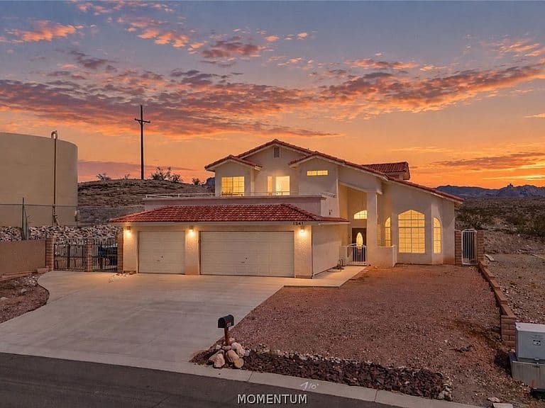 3541 Indian Hill Drive photo 1