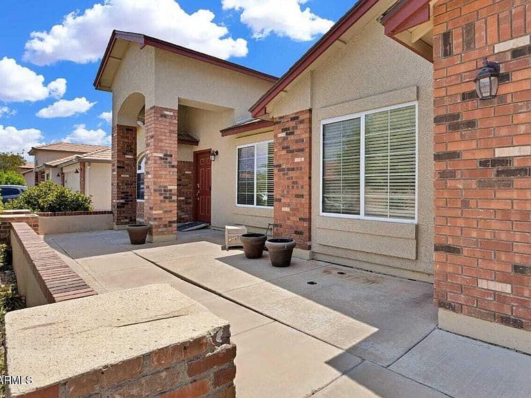 3889 E MEADOW LAND Drive photo 1
