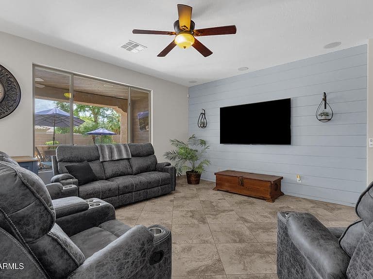11113 E QUARRY Avenue photo 4