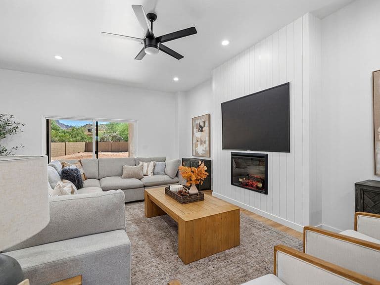 5563 S Estrella Road photo 3