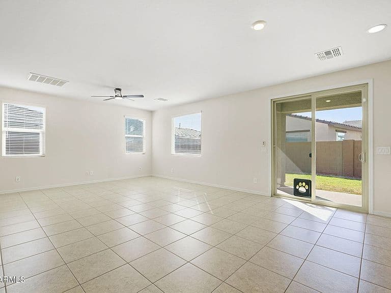 9341 E SPIRAL Avenue photo 5