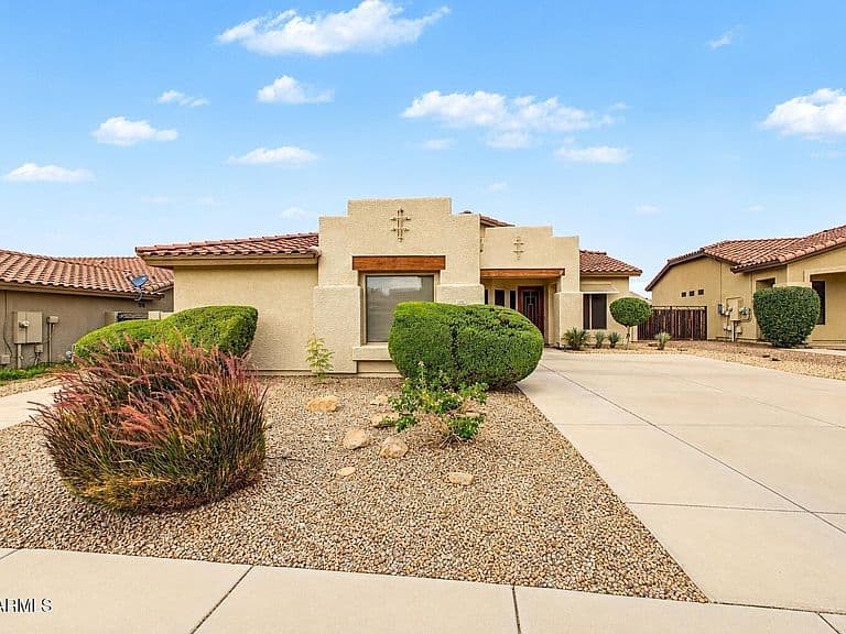 1462 E GERONIMO Street photo 1