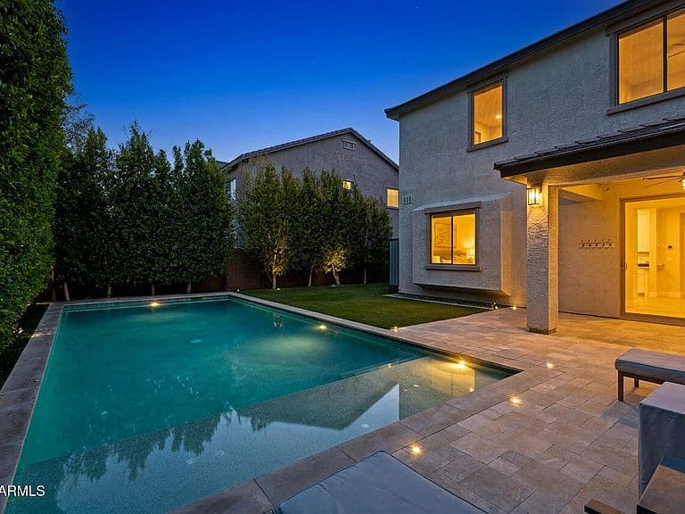 1477 W SEA FOG Drive photo 4