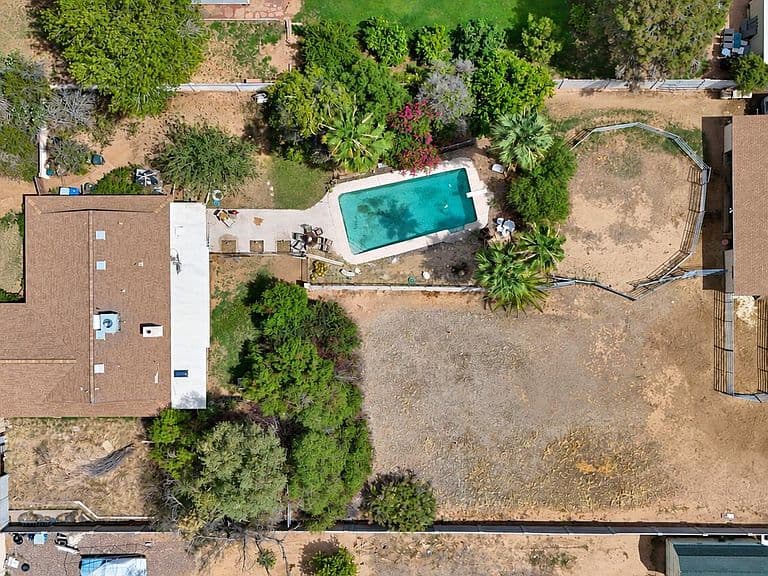 5515 E THUNDERBIRD Road photo 2